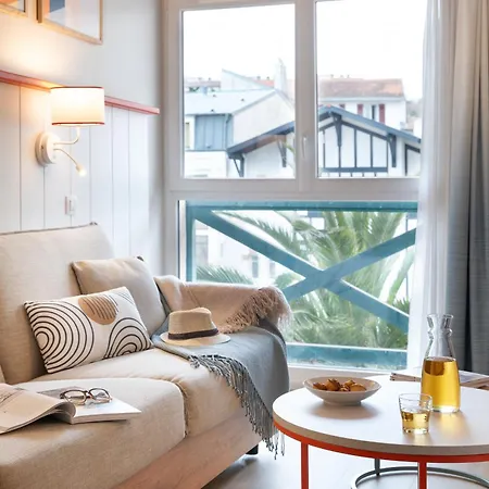 Hotel apartamentowy Pierre & Premium Haguna 4*