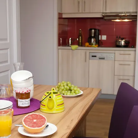 Hotel apartamentowy Pierre & Premium Haguna 4*