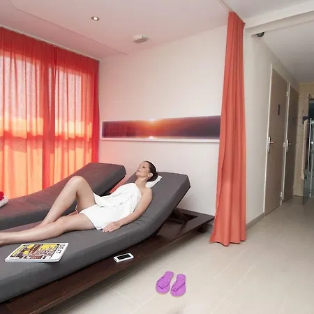 Pierre & Premium Haguna Apartmanhotel 4*