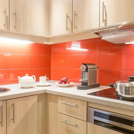 Pierre & Premium Haguna Apartmanhotel 4*