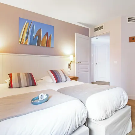 Pierre & Premium Haguna بياريتز