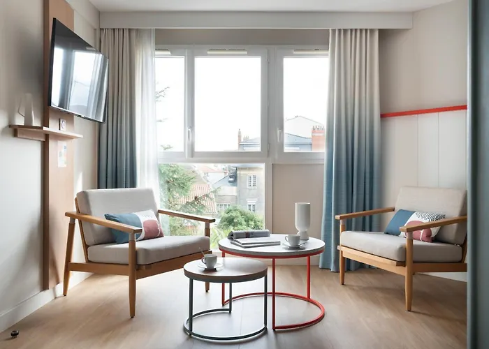 Pierre & Premium Haguna Aparthotel