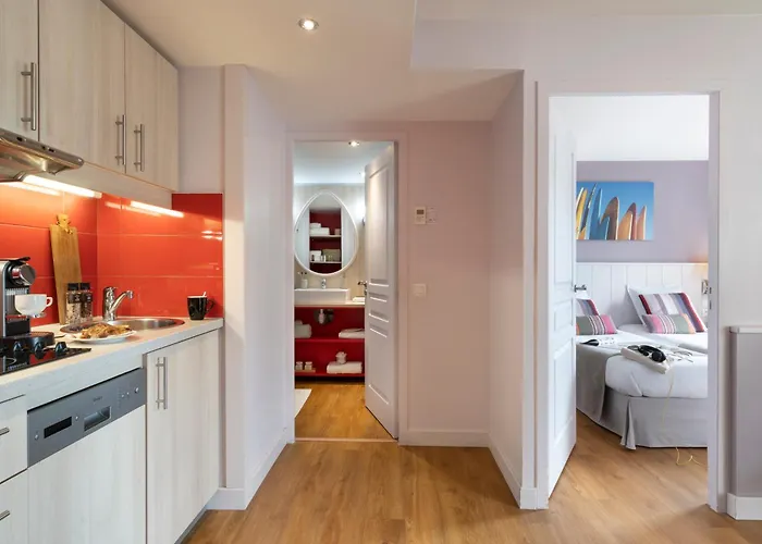 Pierre & Premium Haguna Lejlighedshotel 4*