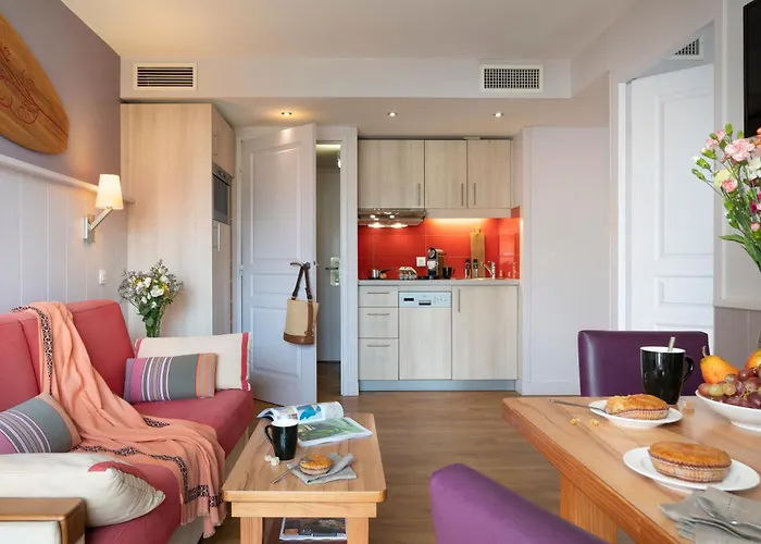 Pierre & Premium Haguna